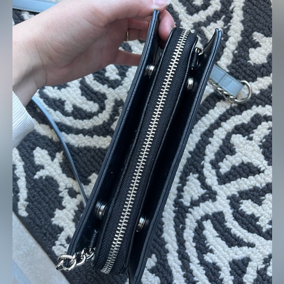 Steve Madden • Blue Crossbody Bag - Picture 6 of 6